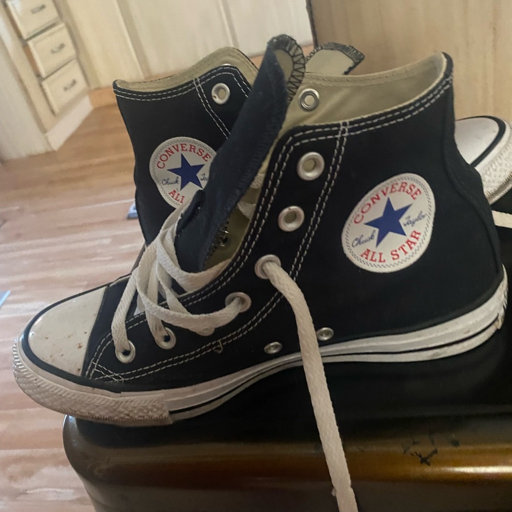 Black high top converse